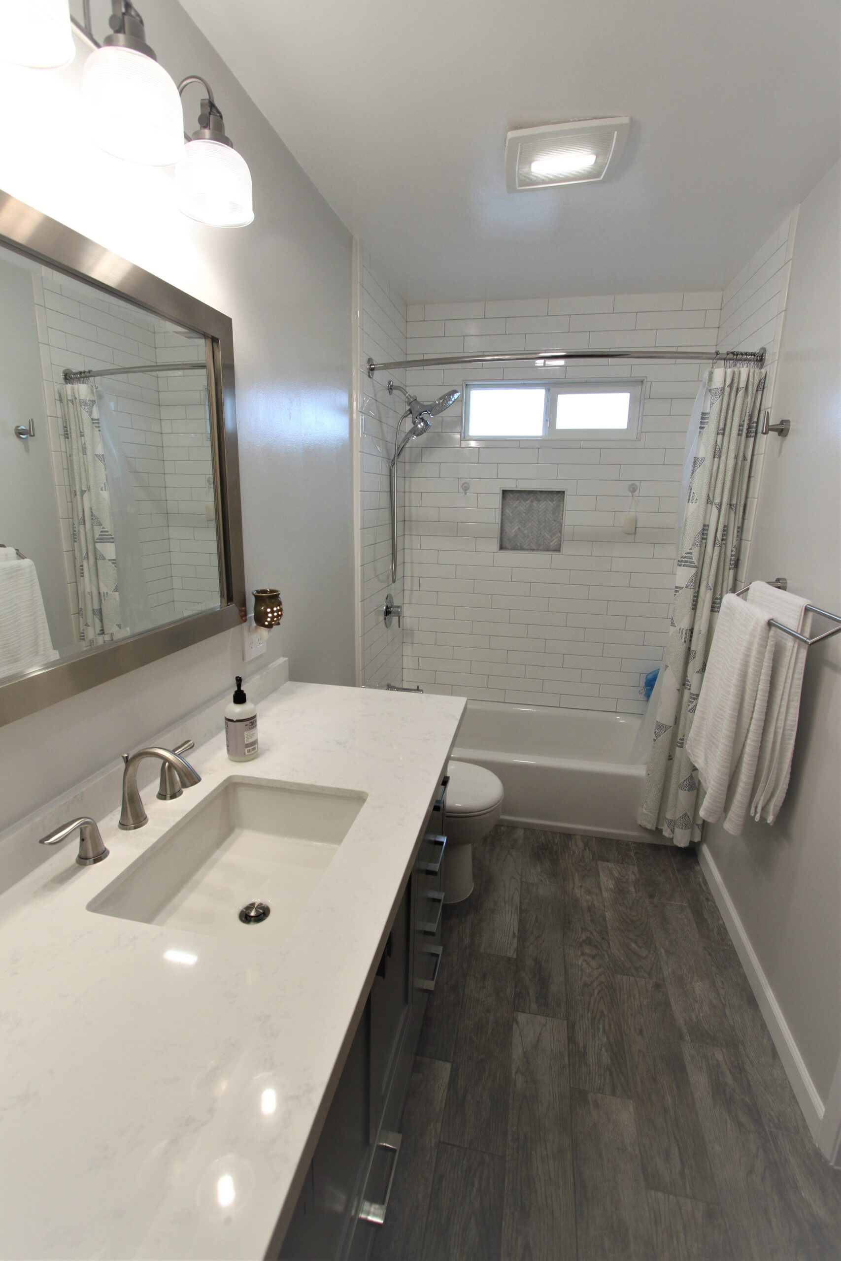 Markham Ave.San Bruno – Bathroom