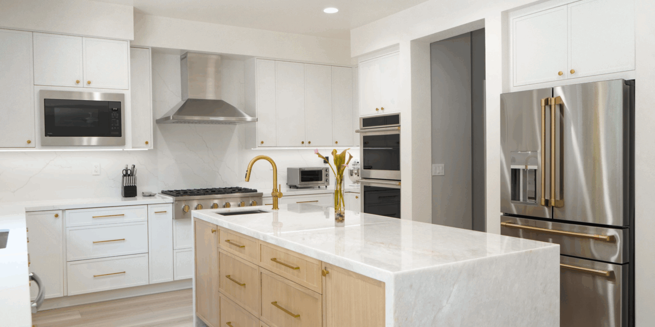 White Pearl Kitchen