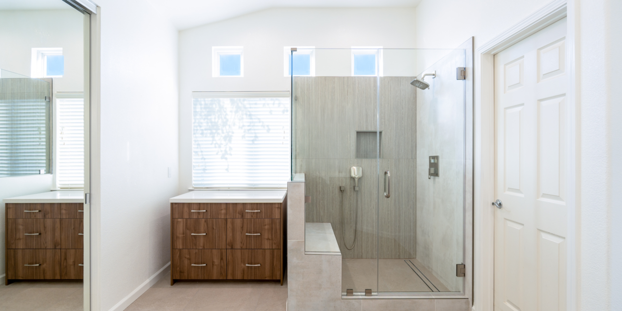 Refined Neutral Bathroom